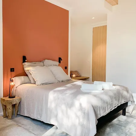 Eden Wood Villa *